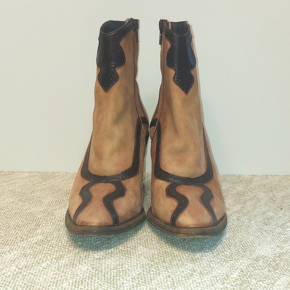 Women's Anthropologie Western Style Leather Suede Ankle Boots Pointed Toe - Picture 5 of 11
